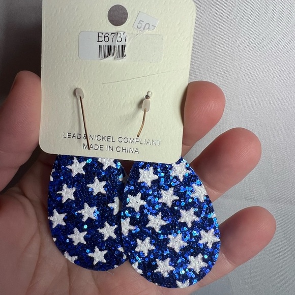 ITS Sense Fashion Dangle Earrings Blue with White Stars for Pierced Ears NWT - Picture 6 of 6